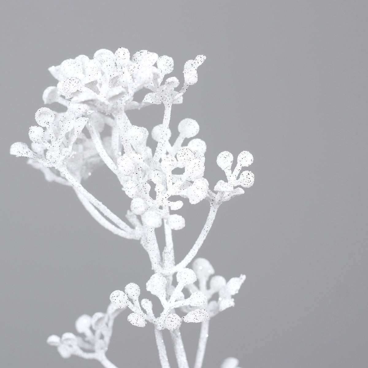 Crenguta artificiala decorativa cu flori albe, 68 cm