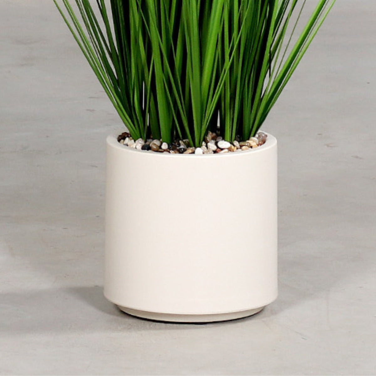 Iarba artificiala ornamentala in ghiveci de plastic, 150 cm