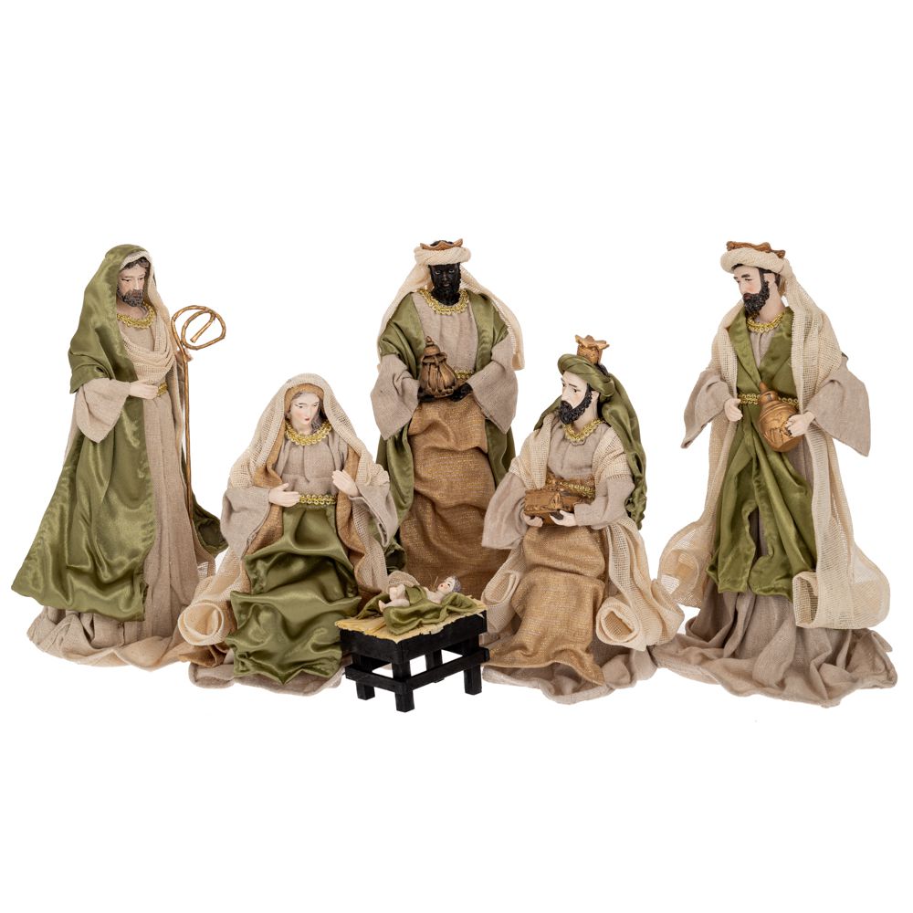 Set sase figurine reprezentand scena Nasterii Domnului realizate din polirasina si material textil cu inaltimi intre noua si treizeci centimetri