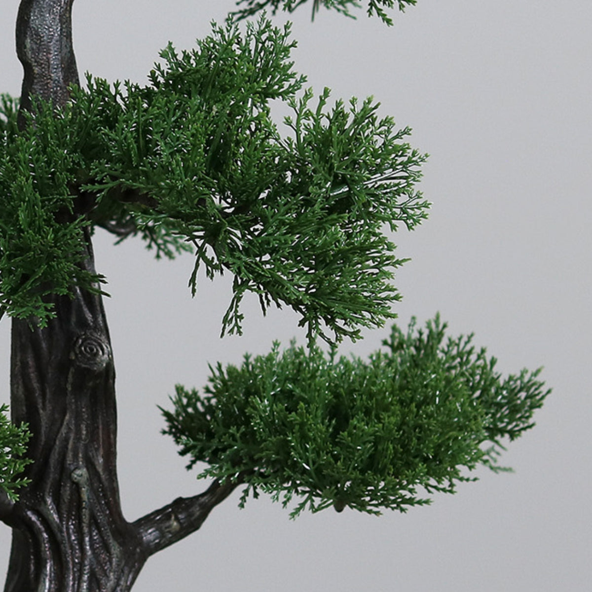 Bonsai artificial pin, in vas ceramic negru, 44 cm