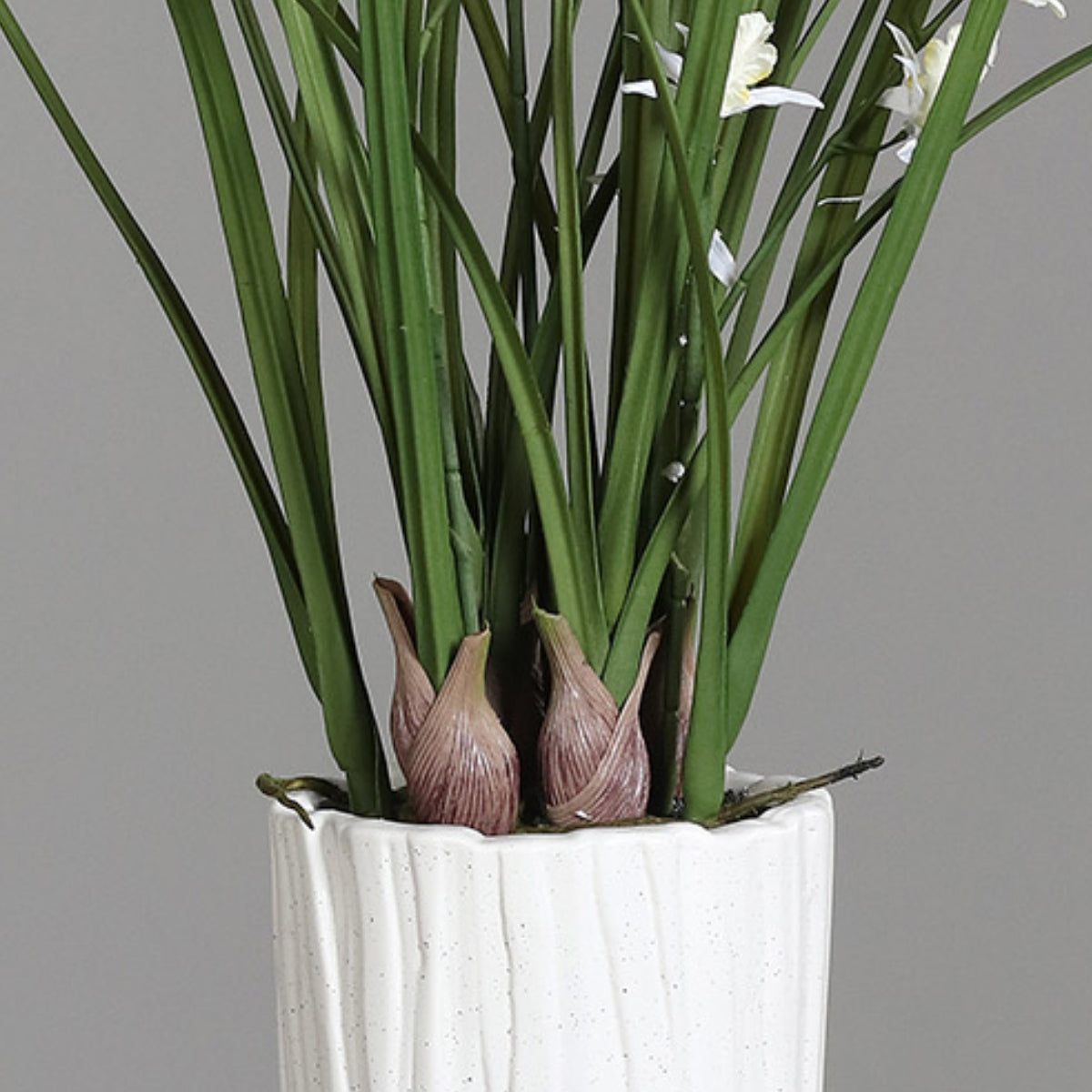 Aranjament cu orhidee artificiala Spider alba in vas ceramic, 92 cm