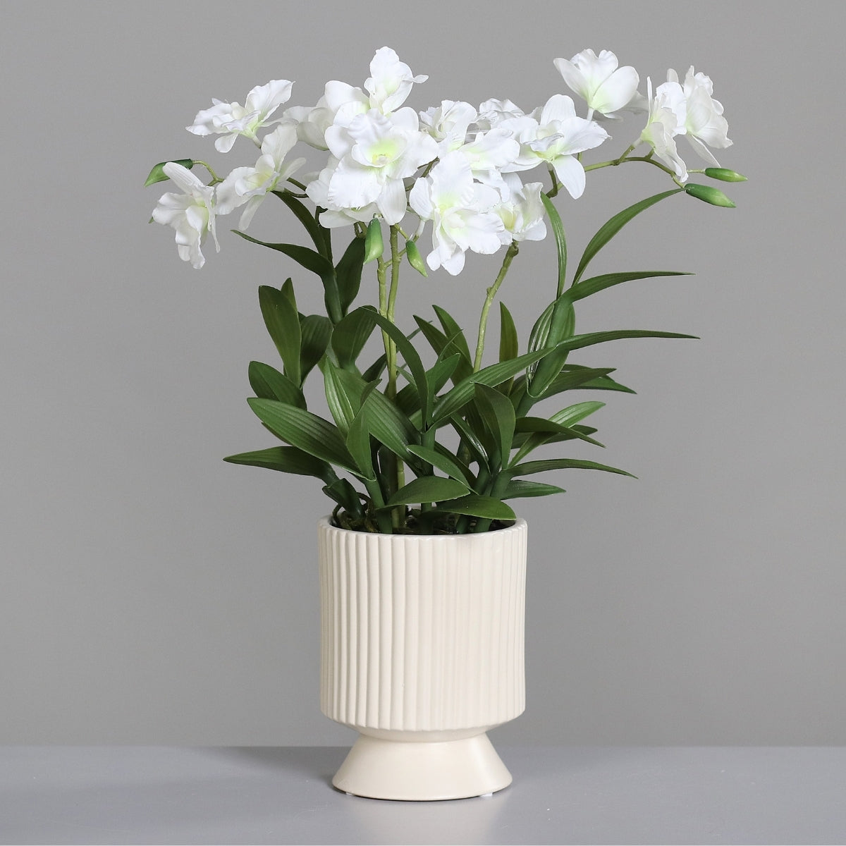 Aranjament cu orhidee artificiala Dendrobium alba in vas ceramic, 47 cm