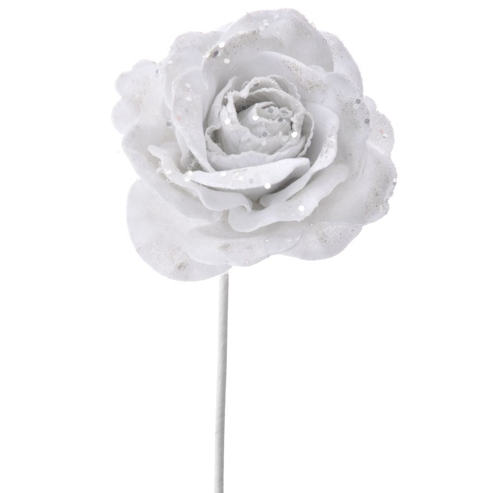 Decoratiune de brad sub forma de trandafir alb artificial cu detalii stralucitoare de sclipici avand lungimea de cincizeci si cinci centimetri
