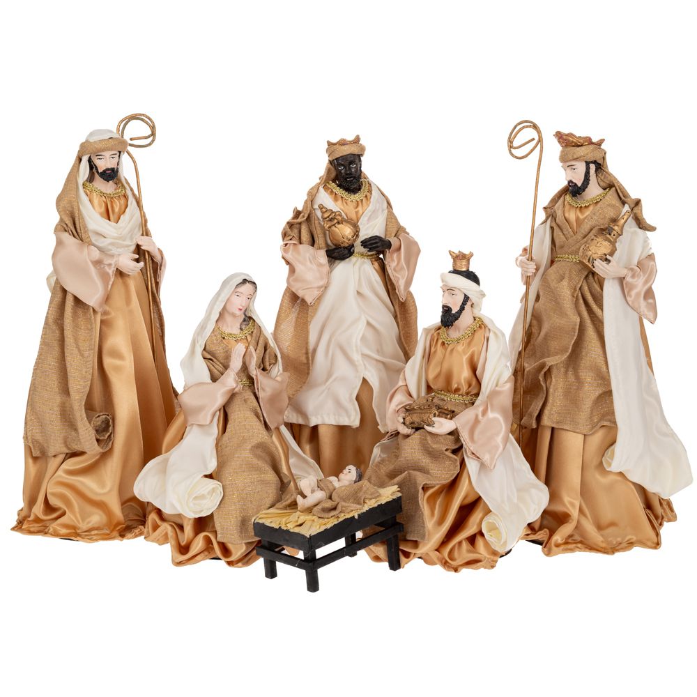 Set sase figurine reprezentand scena Nasterii Domnului realizate din polirasina si materiale textile cu inaltimi intre treisprezece si patruzeci si doi centimetri