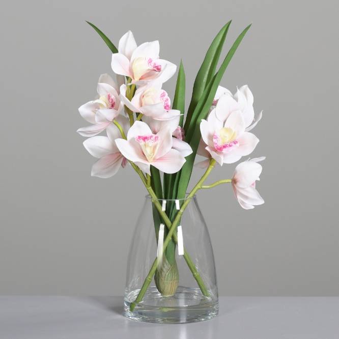 Aranjament premium cu orhidee artificiala Cymbidium roz pal in vas de sticla, 48 cm