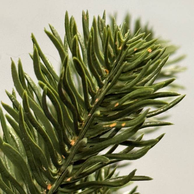 Brad artificial verde cu ace 3D, 100% PE, 210 cm