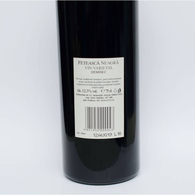 Vin rosu demisec Feteasca Neagra de Tohani 0,75 ml